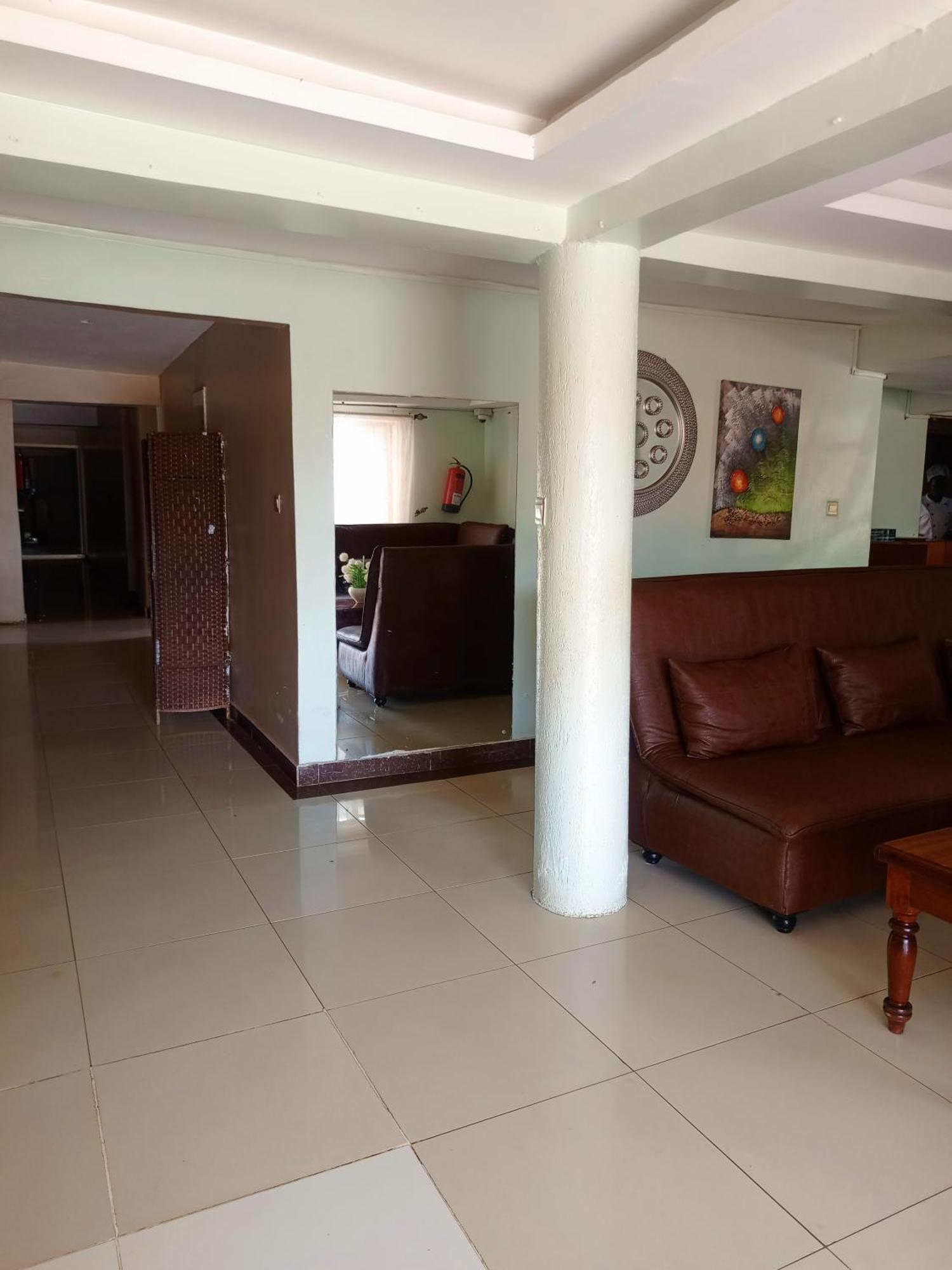 Savannah Paradise Hotel Makindu Dış mekan fotoğraf